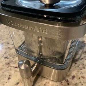 Kitchen Aid cold brew coffee/tea maker